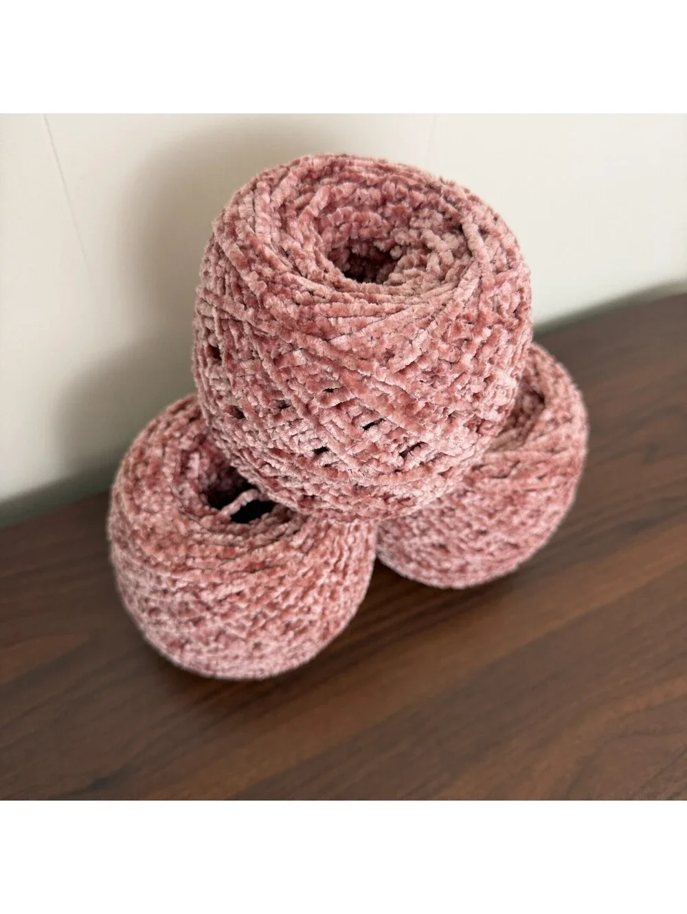 Reclaimed Orvis Polyester Worsted Yarn 998 Yds Rose Taupe 462g 3 Cakes